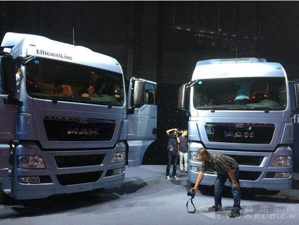 現(xiàn)場(chǎng)展出的MAN TGX 480馬力 4×2 EfficientLine高效版牽引車2.jpg