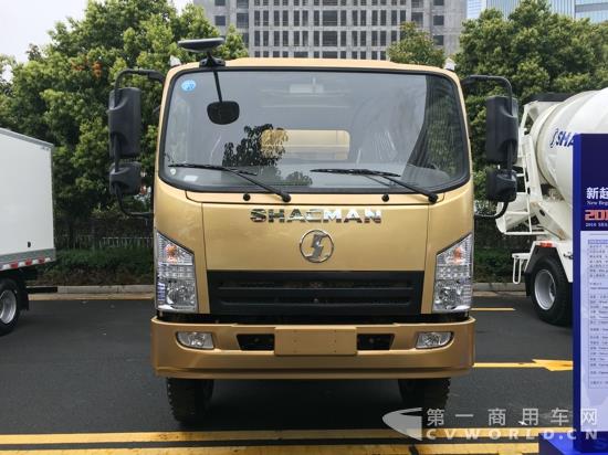 陜汽軒德9系4×2輕型工程車(chē)，車(chē)貨總重10.2噸，自重5噸，搭載云內(nèi)4102QB發(fā)動(dòng)機(jī)，95馬力3.jpg