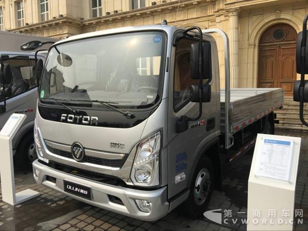 BJ5088XXY-F2型箱式載貨汽車1.jpg