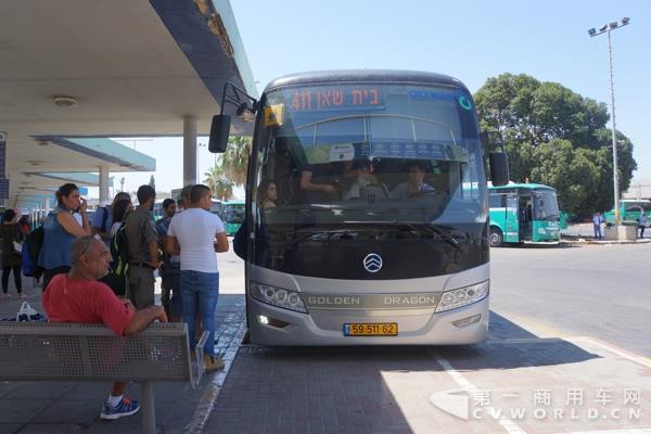 4 以色列街頭，與金旅“Golden Dragon”不經(jīng)意的邂逅已成為一種獨(dú)特風(fēng)景.jpg