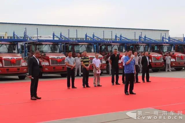 安捷+奧捷合標(biāo)轎運(yùn)新車批量交付北京百成物流4.jpg