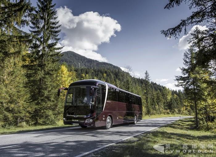 曼恩尼奧普蘭(NEOPLAN)新型客車1.jpg