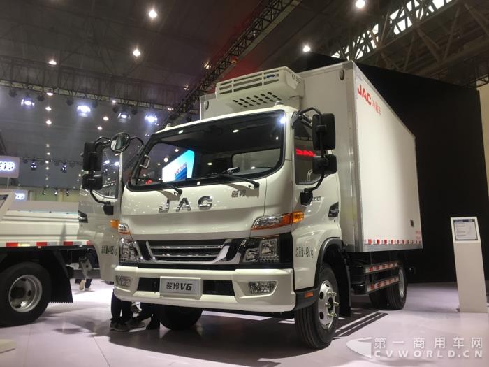 駿鈴V6冷藏車1.jpg