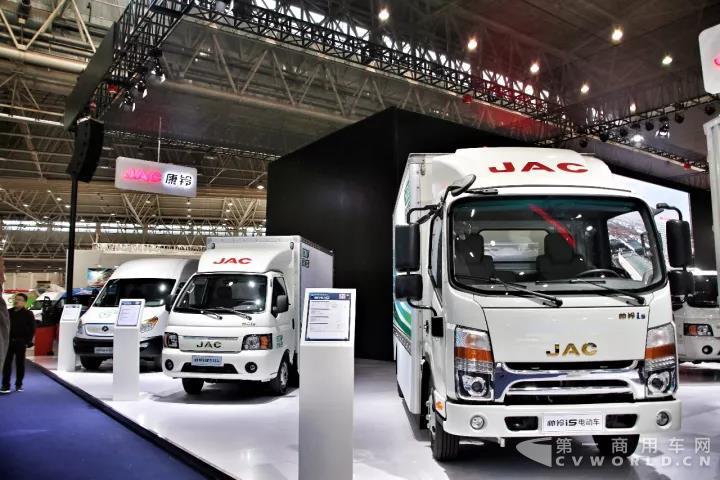 江淮輕型商用車(chē)10月銷(xiāo)售近2萬(wàn)輛2.jpg