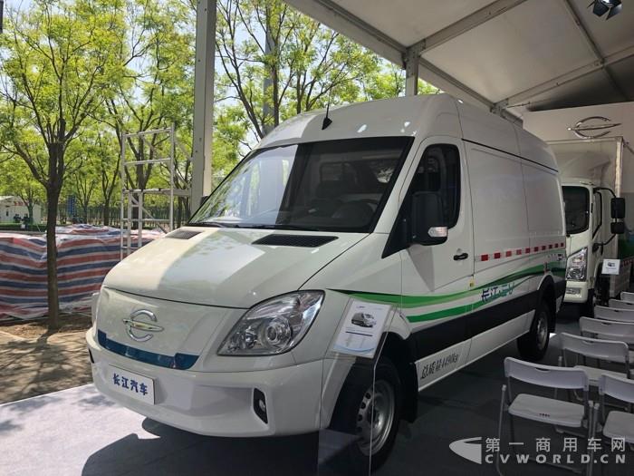 長江SP06純電動物流車2.jpg