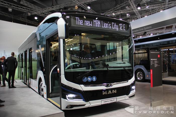 曼恩12米純電動(dòng)公交車1.jpg