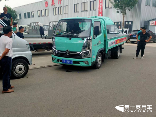 奧鈴作為福田汽車旗下的輕卡品牌，一直秉承“引領中國輕卡升級換代”，更因為憑借對一線運輸人需求痛點的深挖，不斷推出具有針對性的新產品而倍受關注，更被工信部認定為輕卡單品銷量冠軍企業(yè)。