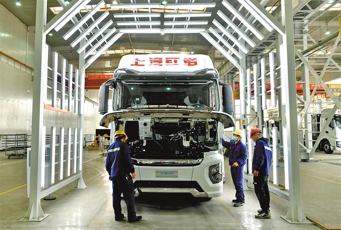 7月19日，由《商用汽車新聞》主辦的商用車安全大講堂線上交流會完美落幕?，F(xiàn)場來自商用車企業(yè)、物流企業(yè)、零部件企業(yè)、科技公司、科研機構的代表，共同聚焦“智能化進階與商用車安全保障——主動安全裝置為商用車安全賦能”這一主題，給3萬多名線上觀眾帶來了精彩的分享。