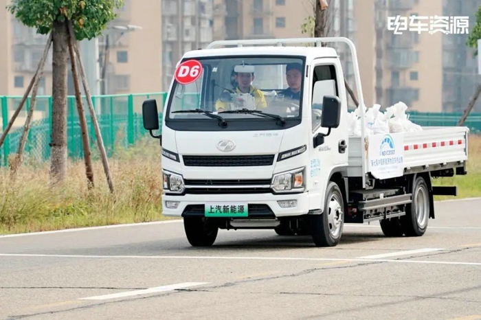 11月8日，為期四天的“NEVC2022第七屆中國(guó)新能源物流車挑戰(zhàn)賽”完美落幕，在本次挑戰(zhàn)賽中，上汽輕卡第六代新品新能源車型福星ES80前來參賽，，并以領(lǐng)先的產(chǎn)品技術(shù)實(shí)力，一舉拿下四項(xiàng)大獎(jiǎng)，分別是最佳續(xù)航能力獎(jiǎng)、最佳制動(dòng)性能獎(jiǎng)、組委會(huì)推薦獎(jiǎng)、最受用戶青睞車型獎(jiǎng)。