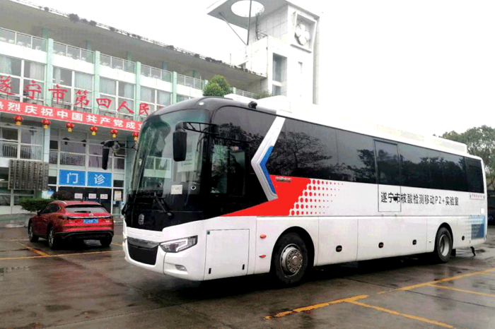 【第一商用車網(wǎng) 原創(chuàng)】2022年，我國商用車行業(yè)受經(jīng)濟減速、疫情反復(fù)等多重因素影響，客車行業(yè)繼續(xù)下行，全年預(yù)計將出現(xiàn)超2成的下降。在復(fù)雜多變的市場環(huán)境下，客車企業(yè)各有各的“活法”，有的企業(yè)就“活”得異常出彩，中通客車就是其中的代表。