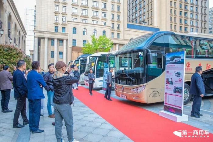 2023年福田歐輝華東區(qū)域旅游客車品鑒會(huì)圓滿舉行6.jpg