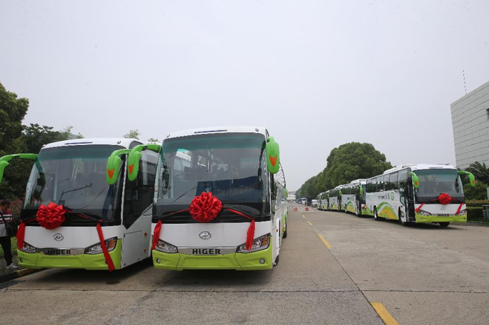 7月3日，“北京氫燃料揭榜掛帥車輛發(fā)運(yùn)儀式”在蘇州金龍園區(qū)生產(chǎn)基地順利舉辦。