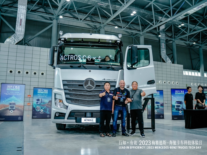 7 梅賽德斯-奔馳Actros C, 開起來就是不一樣.jpg