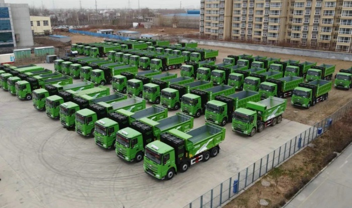 【第一商用車網 原創(chuàng)】今年上半年，包括新能源牽引車、新能源自卸車等新能源重卡主要細分車型市場表現都不及預期。其中新能源自卸車在上半年的6個月里出現了三次下滑，無疑是最讓人失望的細分市場。7月份，新能源自卸車市場會扭轉頹勢嗎？