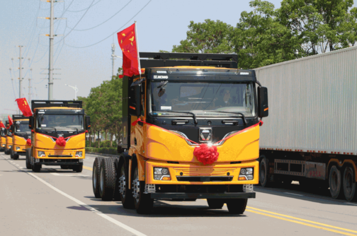 【第一商用車網(wǎng) 原創(chuàng)】2023年，哪一類車型是新能源重卡市場中最受關注的細分領域？毫無疑問是去年已在新能源重卡銷量結(jié)構(gòu)中占比超過充電重卡的換電重卡。8月份，換電重卡的表現(xiàn)又是如何呢？有沒有什么新的紀錄誕生呢？