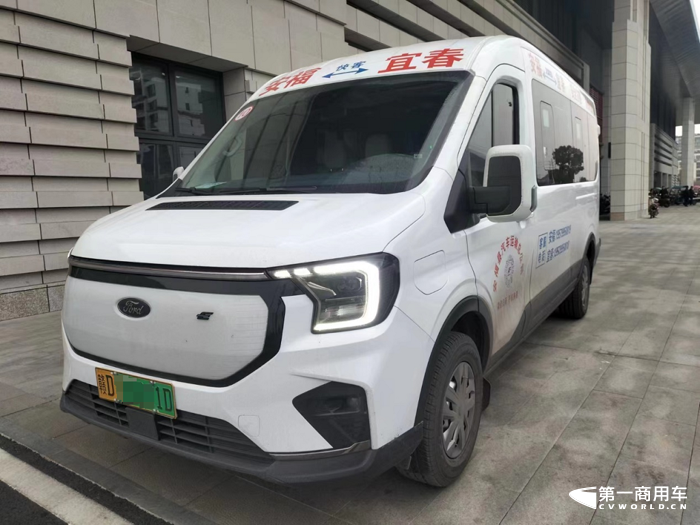 【第一商用車網(wǎng) 原創(chuàng)】如今的客運市場，純電動車型的身影越來越多，并成為一道道綠色風(fēng)景。