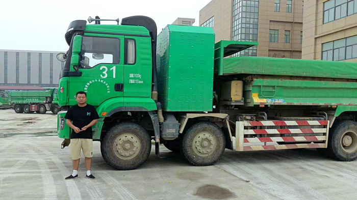 近日，上海嘉齊市政工程配套有限公司氫燃料電池渣土車在嘉定地區(qū)正式投入運(yùn)營(yíng)，標(biāo)志康明斯Accelera在上海地區(qū)完成160臺(tái)氫燃料電池渣土車市場(chǎng)投運(yùn)。