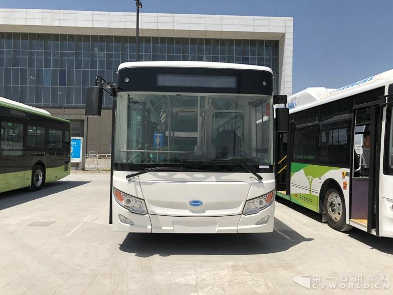 南京金龍NJL6100EV2純電動(dòng)公交車