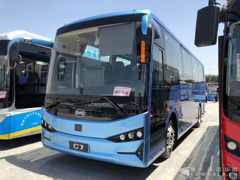 比亞迪C7純電動(dòng)公路車